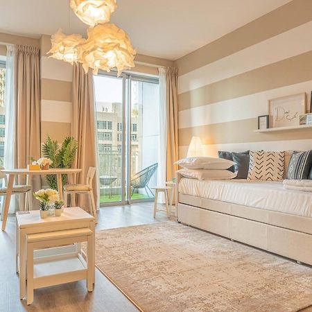 First Class Studio With Dubai Downtown Boulevard View Apartment Екстериор снимка