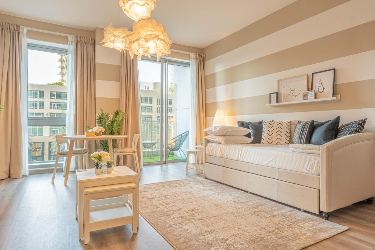 First Class Studio With Dubai Downtown Boulevard View Apartment Екстериор снимка